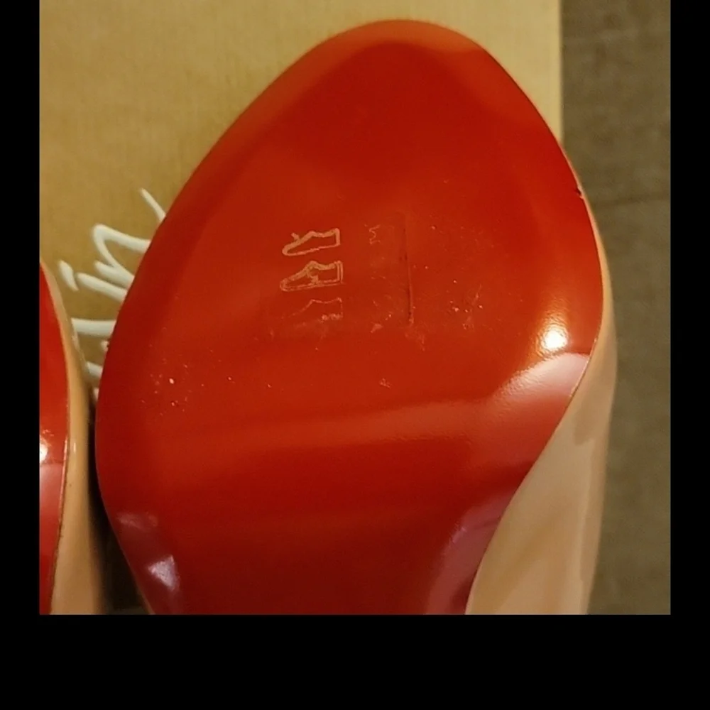 AUTHENTIC Christian Louboutin Hot Chick Alta 40.5w - Picture 6 of 10